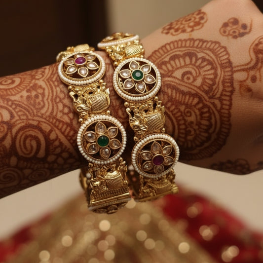 Women Fashionable Rajwada with Meena detailing Kada Bangle