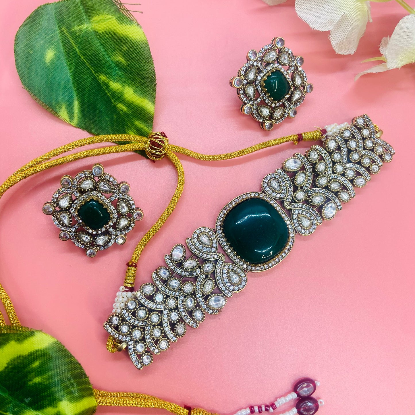 Sarika Kundan Designer Choker Set