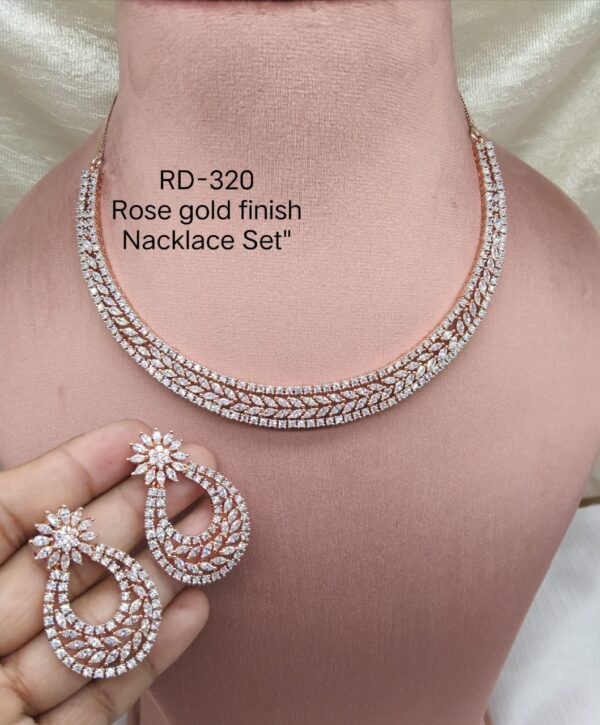 Antique Rosegold Necklace Set